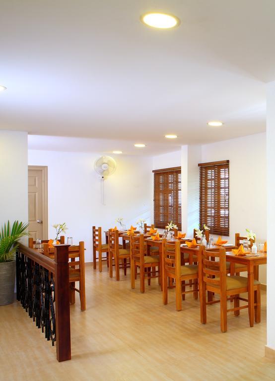 Abad Pepper Route Hotel Kochi Bagian luar foto